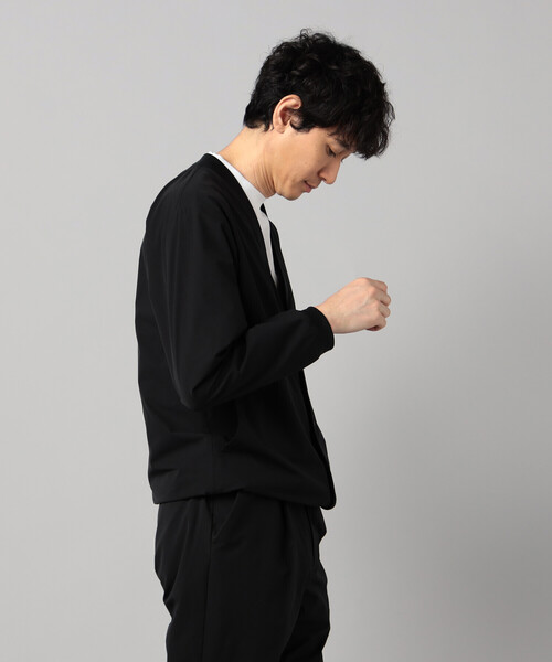 COMME CA MEN（コムサメン）の「【COMME CA MEN BLACK】4WAYテック カーディガン（カーディガン/ボレロ・メンズ・ブラック・M/L）」の8枚目の写真