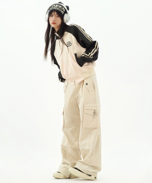 mushwear(マッシュウェア)の「ライントラックジャケット(ジャージ・メンズ・ホワイト/ブルー・SMALL/MEDIUM/LARGE)」の5枚目の写真