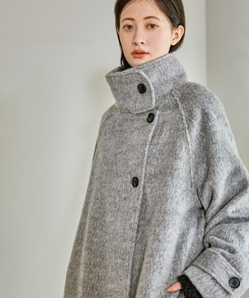 LAKOLE（ラコレ）の「シャギースタンドミドルコート / 496598（ステンカラーコート・レディース・ブラック/グレー/クリーム・FREE）」の2枚目の写真