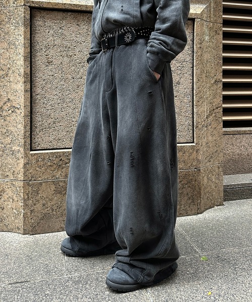 kutir（クティール）の「STUDS FAUX SUEDE DESIGN BELT／スタッズフェイクスエードデザインベルト（ベルト・メンズ・ブラック・FREE）」の7枚目の写真