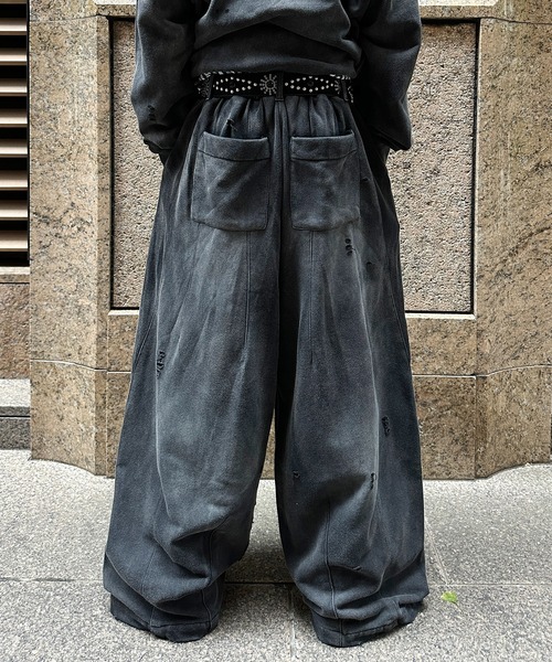 kutir（クティール）の「STUDS FAUX SUEDE DESIGN BELT／スタッズフェイクスエードデザインベルト（ベルト・メンズ・ブラック・FREE）」の6枚目の写真