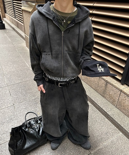 kutir（クティール）の「STUDS FAUX SUEDE DESIGN BELT／スタッズフェイクスエードデザインベルト（ベルト・メンズ・ブラック・FREE）」の9枚目の写真