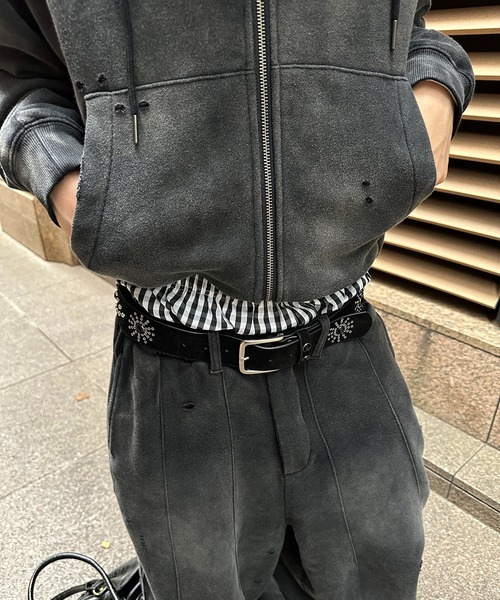 kutir（クティール）の「STUDS FAUX SUEDE DESIGN BELT／スタッズフェイクスエードデザインベルト（ベルト・メンズ・ブラック・FREE）」の10枚目の写真