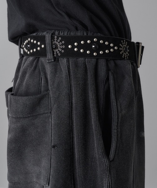 kutir（クティール）の「STUDS FAUX SUEDE DESIGN BELT／スタッズフェイクスエードデザインベルト（ベルト・メンズ・ブラック・FREE）」の16枚目の写真