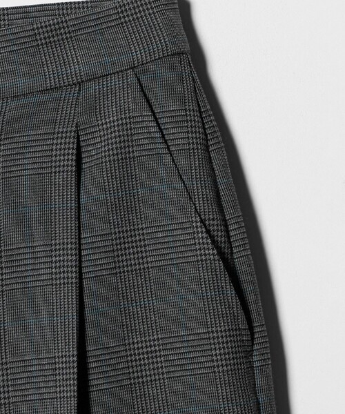 A DAY IN THE LIFE UNITED ARROWS(アデイインザライフユナイテッドアローズ)の「裏起毛 タックワイドパンツ‐ウォッシャブル‐<A DAY IN THE LIFE>(その他パンツ・レディース・その他1/その他3/オフホワイト/ブラック・S/M)」の7枚目の写真