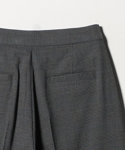 A DAY IN THE LIFE UNITED ARROWS(アデイインザライフユナイテッドアローズ)の「裏起毛 タックワイドパンツ‐ウォッシャブル‐<A DAY IN THE LIFE>(その他パンツ・レディース・その他1/その他3/オフホワイト/ブラック・S/M)」の8枚目の写真