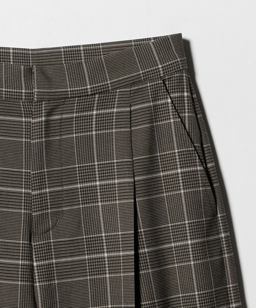 A DAY IN THE LIFE UNITED ARROWS(アデイインザライフユナイテッドアローズ)の「裏起毛 タックワイドパンツ‐ウォッシャブル‐<A DAY IN THE LIFE>(その他パンツ・レディース・その他1/その他3/オフホワイト/ブラック・S/M)」の14枚目の写真