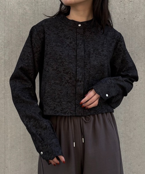 &g'aime(アンジェム)の「【&g'aime 】花柄ショートSH Floral Short Shirt(シャツ/ブラウス・レディース・ブラック/グレー・FREE)」の3枚目の写真