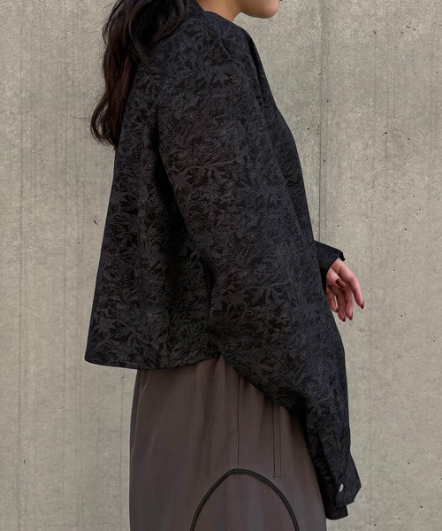 &g'aime(アンジェム)の「【&g'aime 】花柄ショートSH Floral Short Shirt(シャツ/ブラウス・レディース・ブラック/グレー・FREE)」の6枚目の写真