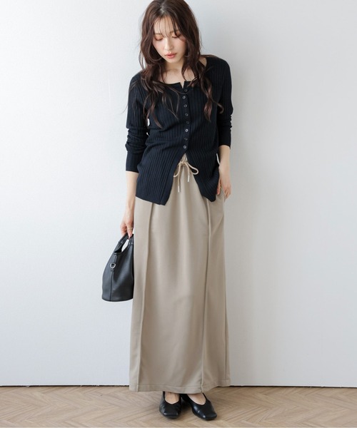 AMELY（エミリー）の「スウェット切替ロングスカート（スカート・レディース・ブラック/スモークピンク/ベージュ/グレー・M/L）」の4枚目の写真