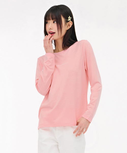 CHASECULT(チェイスカルト)の「レディースレタリング長袖Tシャツ-ピンク(Tシャツ/カットソー・レディース・PINK・90/85/95)」の2枚目の写真