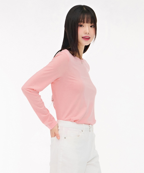 CHASECULT(チェイスカルト)の「レディースレタリング長袖Tシャツ-ピンク(Tシャツ/カットソー・レディース・PINK・90/85/95)」の4枚目の写真
