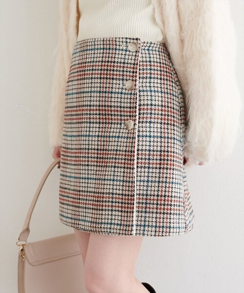 natural couture(ナチュラルクチュール)の「リバーシブルラップスカート(スカート・レディース・ブラウン/オフホワイト/チャコールグレー・FREE)」の2枚目の写真
