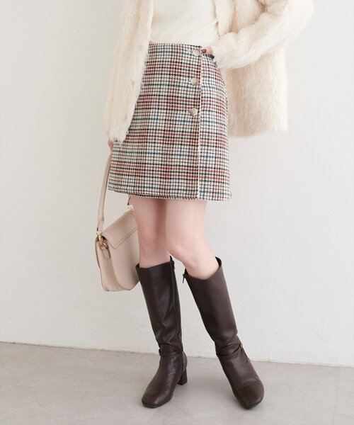 natural couture(ナチュラルクチュール)の「リバーシブルラップスカート(スカート・レディース・ブラウン/オフホワイト/チャコールグレー・FREE)」の8枚目の写真