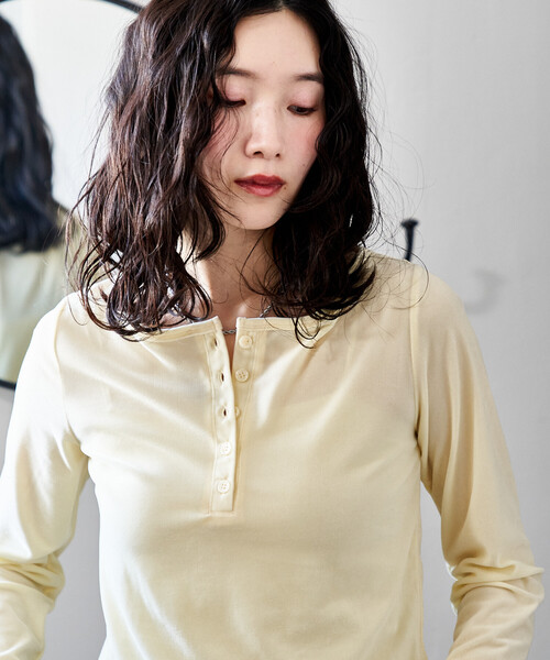 セール】＜新色追加＞ベロアジャージ ヘンリーネック トップス（T