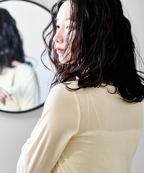 FREAK'S STORE(フリークスストア)の「<新色追加>ベロアジャージ ヘンリーネック トップス(Tシャツ/カットソー・レディース・ライトグレー/ブラウン/ブラック/ワインレッド/レモンイエロー・フリ-)」の6枚目の写真