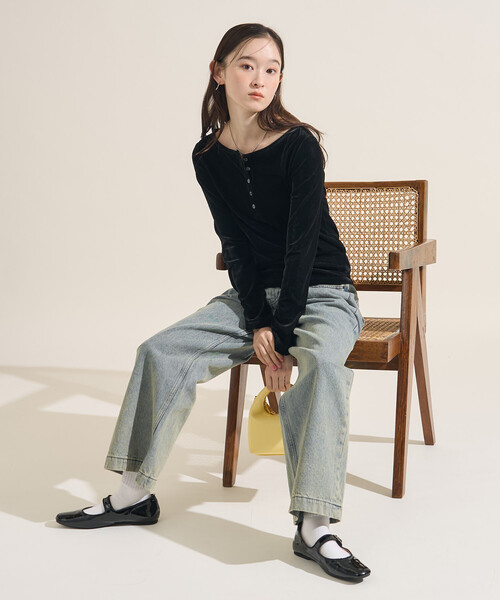 FREAK'S STORE(フリークスストア)の「<新色追加>ベロアジャージ ヘンリーネック トップス(Tシャツ/カットソー・レディース・ライトグレー/ブラウン/ブラック/ワインレッド/レモンイエロー・フリ-)」の22枚目の写真