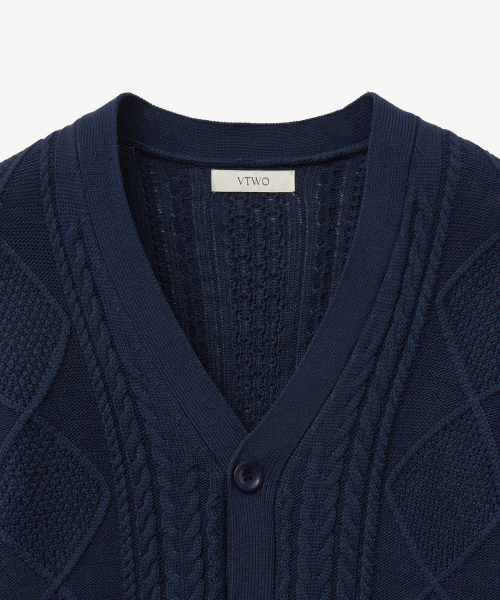 VTWO(ブイツー)の「ケーブルソフトベーシックカーディガン (NAVY)(カーディガン/ボレロ・レディース・その他・MEDIUM/LARGE)」の2枚目の写真