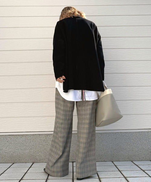 Q(キュー)の「トリコロールスリットシャツ(シャツ/ブラウス・レディース・ホワイト/オフホワイト・MEDIUM)」の20枚目の写真