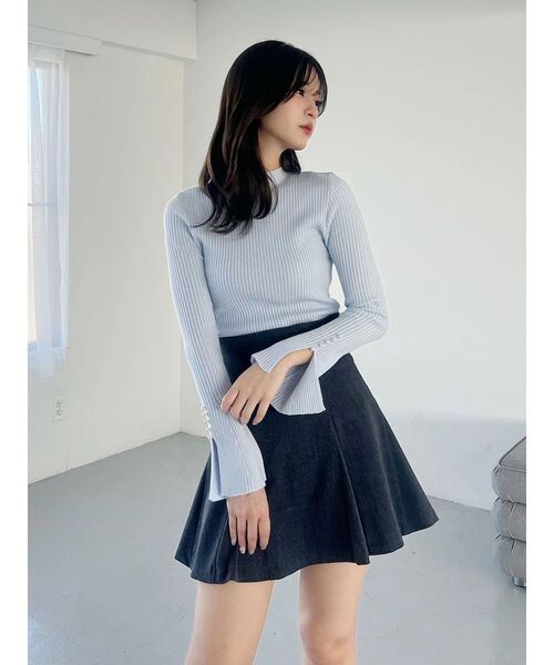 MERCURYDUO（マーキュリーデュオ）の「【追加生産】フレアスリーブハイネックリブニット（ニット/セーター・レディース・ライトブルー/チャコールグレー/ブラック/ベージュ/オフホワイト・FREE）」の21枚目の写真