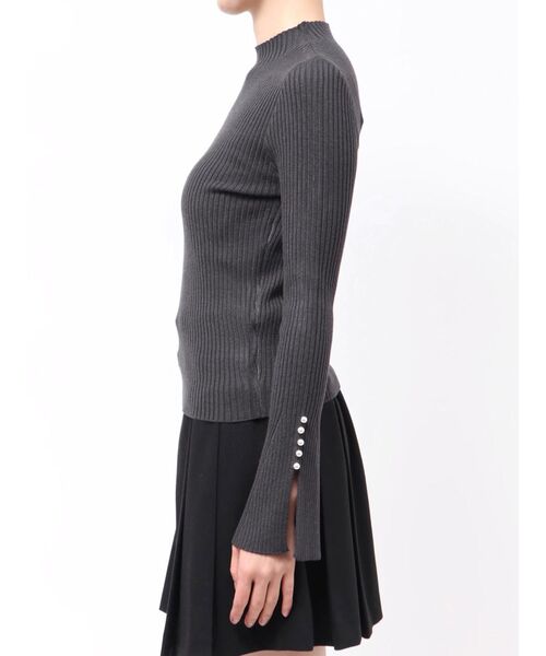 MERCURYDUO（マーキュリーデュオ）の「【追加生産】フレアスリーブハイネックリブニット（ニット/セーター・レディース・ライトブルー/チャコールグレー/ブラック/ベージュ/オフホワイト・FREE）」の14枚目の写真