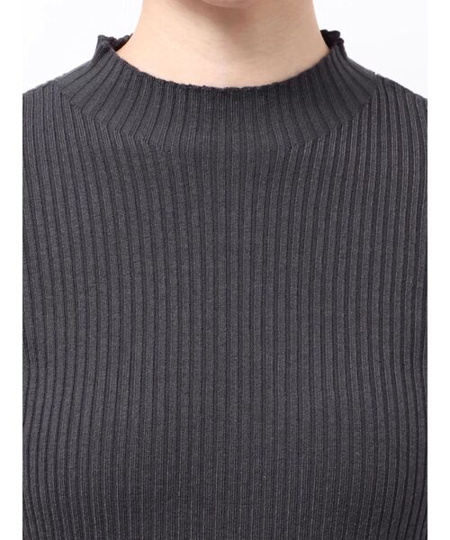MERCURYDUO（マーキュリーデュオ）の「【追加生産】フレアスリーブハイネックリブニット（ニット/セーター・レディース・ライトブルー/チャコールグレー/ブラック/ベージュ/オフホワイト・FREE）」の16枚目の写真