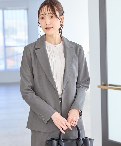 Honeys(ハニーズ)の「【ストレッチ・ウォッシャブル・イージーケア】1つ釦テーラードジャケット(テーラードジャケット・レディース・ライトグレー系2/ダークベージュ/ネイビー/ライトグレー系1/ブラック・L/LL/M/S/3L)」の3枚目の写真