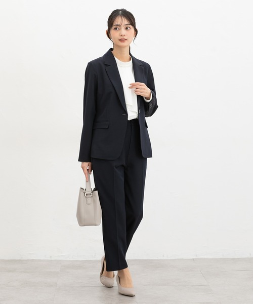 Honeys(ハニーズ)の「【ストレッチ・ウォッシャブル・イージーケア】1つ釦テーラードジャケット(テーラードジャケット・レディース・ライトグレー系2/ダークベージュ/ネイビー/ライトグレー系1/ブラック・L/LL/M/S/3L)」の13枚目の写真