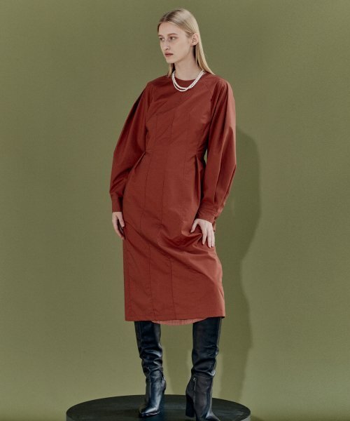 EN OR(エンオール)の「VOLUME SLEEVE TUCK DRESS - ORANGE(ワンピース・レディース・その他・SMALL/MEDIUM)」の2枚目の写真