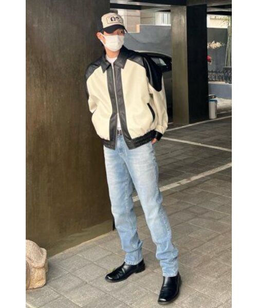 WEST GRAND BOULEVARD(ウエストグランドブルバード)の「ダイアグナルスクラッチストレートデニムパンツ ICE BLUE(デニムパンツ・レディース・その他・SMALL/MEDIUM)」の3枚目の写真