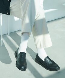 BSQT by Classy（ビーエスキューティー）の「21175 オークビル ペニーローファー モノブラック（ローファー）」