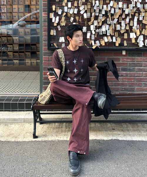 S'EST(エスイーエスティー)の「Starlight T-shirts Brown(Tシャツ/カットソー・メンズ・ブラウン・SMALL/MEDIUM/LARGE/X-LARGE)」の5枚目の写真