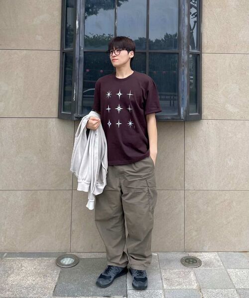 S'EST(エスイーエスティー)の「Starlight T-shirts Brown(Tシャツ/カットソー・メンズ・ブラウン・SMALL/MEDIUM/LARGE/X-LARGE)」の8枚目の写真