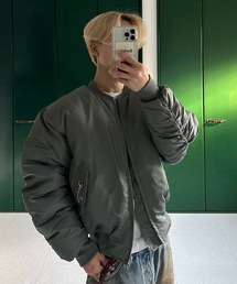 UNDERSTATEMENTs（アンダーステイトメント）の「【ユニセックス】メタルビット袖ギャザーショートMA1ブルゾン/ヴィンテージ（MA-1）」