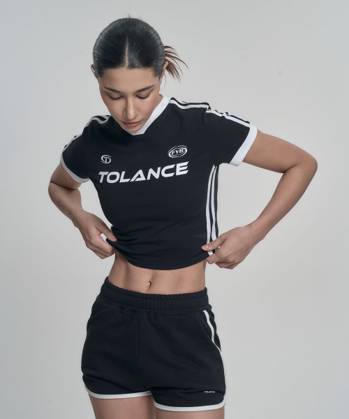 TOLANCE(トランス)の「ウィメンズダブルスポーティクロップショートスリーブ - ブラック(Tシャツ/カットソー・レディース・ブラック・SMALL/MEDIUM/LARGE)」の3枚目の写真