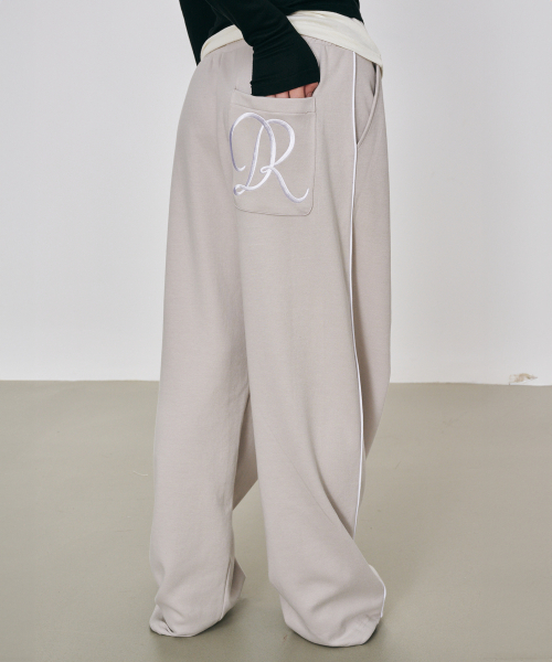 DEARMYDEER(ディアマイディア)の「ディア DR パイピングスウェットパンツ (ライトグレー)(スウェットパンツ・レディース・その他・FREE)」の2枚目の写真