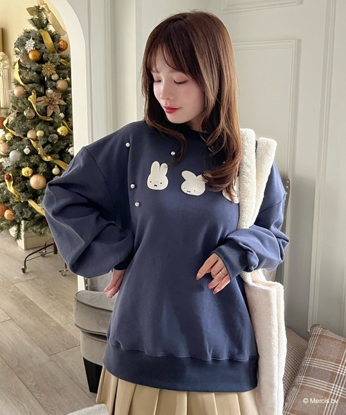 MIIA(ミーア)の「miffy 裏起毛スウェット(スウェット・レディース・ブラック/ネイビー/オフホワイト・FREE)」の3枚目の写真