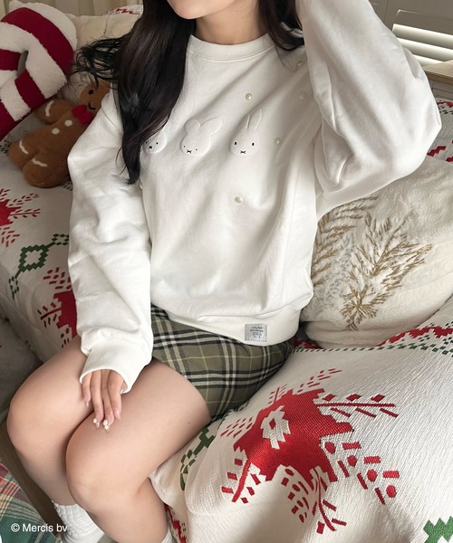 MIIA(ミーア)の「miffy 裏起毛スウェット(スウェット・レディース・ブラック/ネイビー/オフホワイト・FREE)」の1枚目の写真