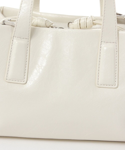 LAKOLE（ラコレ）の「3ルーム2WAYボストンバッグ / 633898（ボストンバッグ・レディース・ブラウン/オフホワイト/ブラック・FREE）」の10枚目の写真