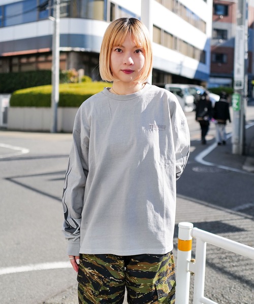 THRASHER（スラッシャー）の「FLAME Pigment L/S T-SHIRTS/THRASHER スラッシャー フレイム ロンT 長袖Tシャツ ピグメント加工（Tシャツ/カットソー・メンズ・チャコールグレー/グレー・MEDIUM/LARGE/X-LARGE）」の6枚目の写真