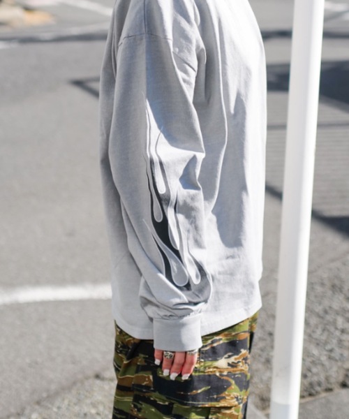 THRASHER（スラッシャー）の「FLAME Pigment L/S T-SHIRTS/THRASHER スラッシャー フレイム ロンT 長袖Tシャツ ピグメント加工（Tシャツ/カットソー・メンズ・チャコールグレー/グレー・MEDIUM/LARGE/X-LARGE）」の16枚目の写真