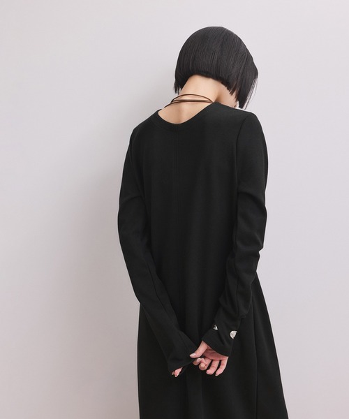 ADAM ET ROPE'（アダムエロペ）の「【WEB限定】マルチWAYヘンリーネックワンピース（ワンピース・レディース・ダークブラウン/ネイビー/ブラック・M/S）」の11枚目の写真