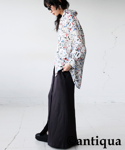 antiqua(アンティカ)の「街柄 プリント シャツ(シャツ/ブラウス・レディース・ホワイト・ONESIZE)」の4枚目の写真