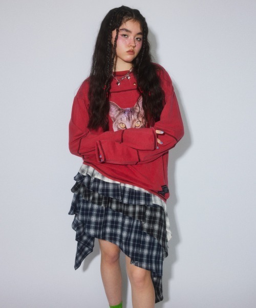 Candy Stripper（キャンディストリッパー）の「ANYTHING CAT PIGMENT トップス（Tシャツ/カットソー・レディース・チャコール/ブラウン/レッド・FREE）」の7枚目の写真