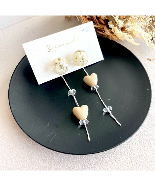 tone(トーン)の「【S.coeuf】【S.coeuf】金属アレルギー対応ピアス きゅん♡な1粒スフェール by2025(MA)(ピアス(両耳用)・レディース・ホワイト/パープル/ピンク・FREE)」の5枚目の写真