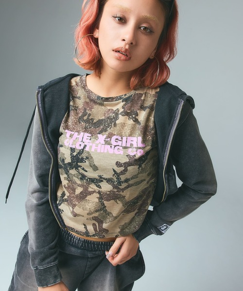 X-girl(エックスガール)の「FACE LABEL WASHED COMPACT ZIP UP SWEAT HOODIE(パーカー・レディース・ブラック/ライトブルー/ピンク・S/M)」の4枚目の写真