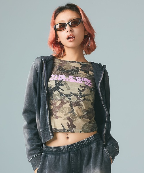 FACE LABEL WASHED COMPACT ZIP UP SWEAT HOODIE（パーカー）｜X-girl