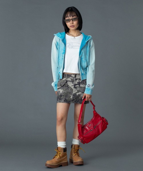 X-girl(エックスガール)の「FACE LABEL WASHED COMPACT ZIP UP SWEAT HOODIE(パーカー・レディース・ブラック/ライトブルー/ピンク・S/M)」の17枚目の写真