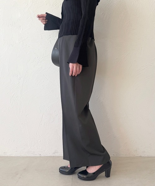 apres jour（アプレジュール）の「タックストレートスラックス（スラックス・レディース・ブラウン系その他/ブラック/グレー・フリー/X-LARGE）」の17枚目の写真