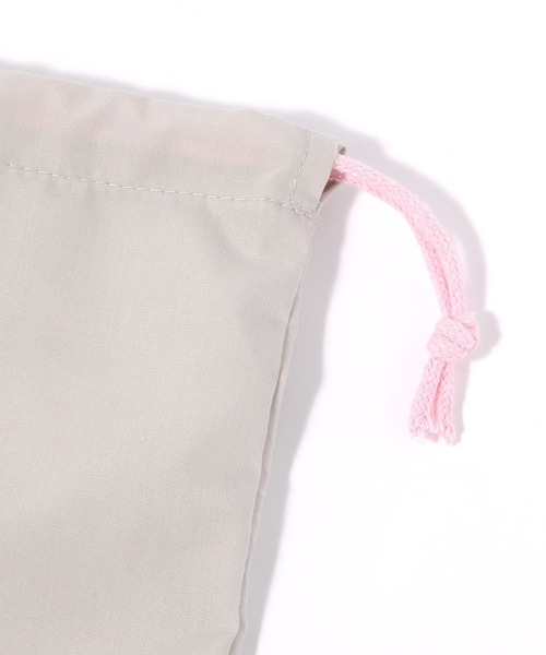 LAKOLE（ラコレ）の「【入園入学にも】[FRUITS AND BLOOM]サガラ刺繍巾着ポーチA /  612309（ステーショナリー・レディース・グレー・FREE）」の6枚目の写真